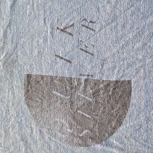 M Quicksilver vneck slimT-shirt